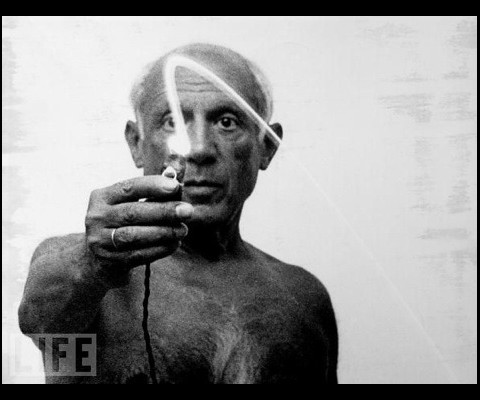 Post image for Picasso’s Light Drawings